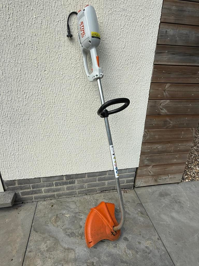 Elektrische grastrimmer STIHL FSE 60, Tuin en Terras, Ophalen, Zo goed als nieuw, Elektrisch, Stihl