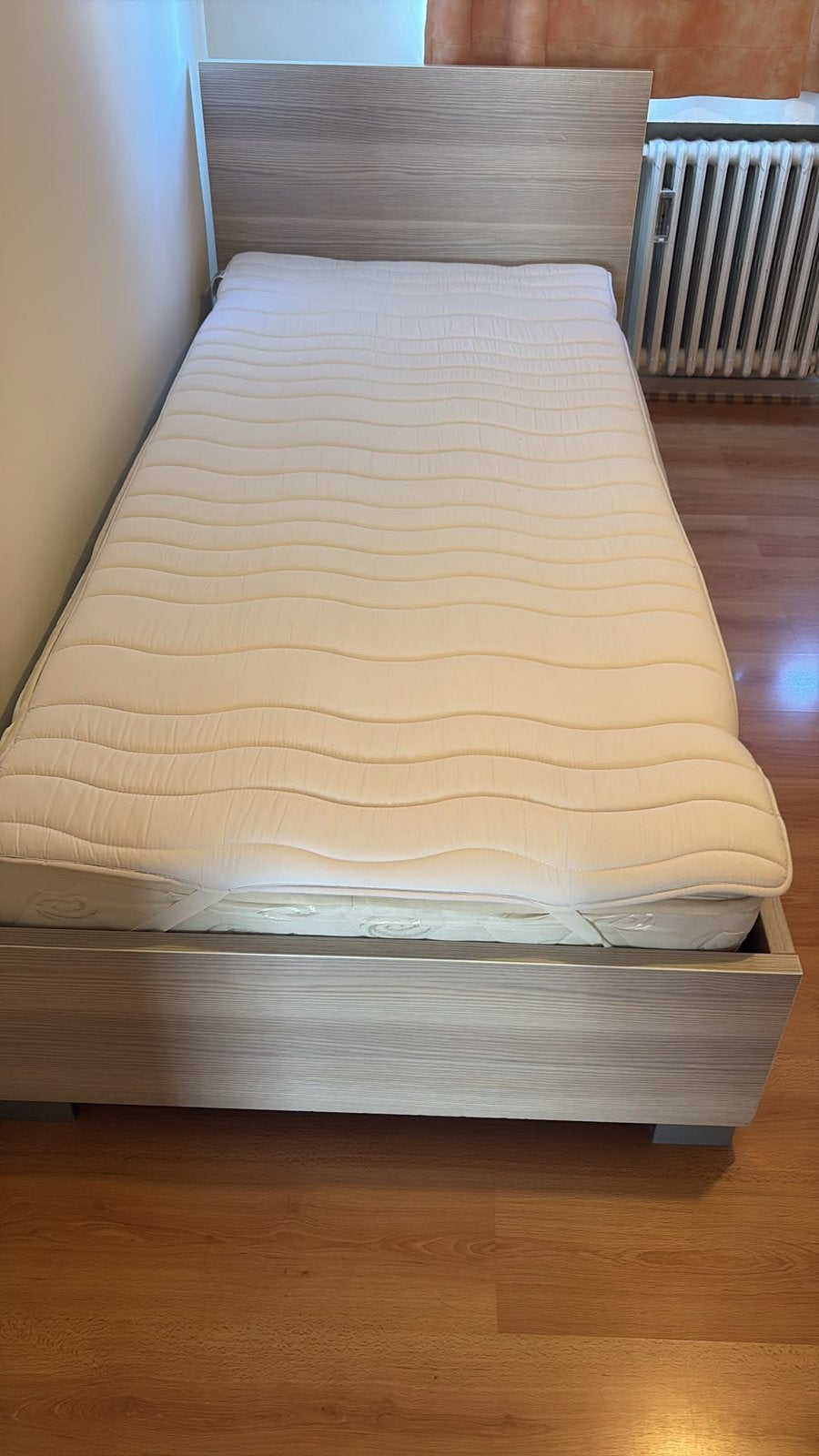 Lit avec matelas, Enlèvement ou Envoi, Comme neuf, 200 cm, 90 cm