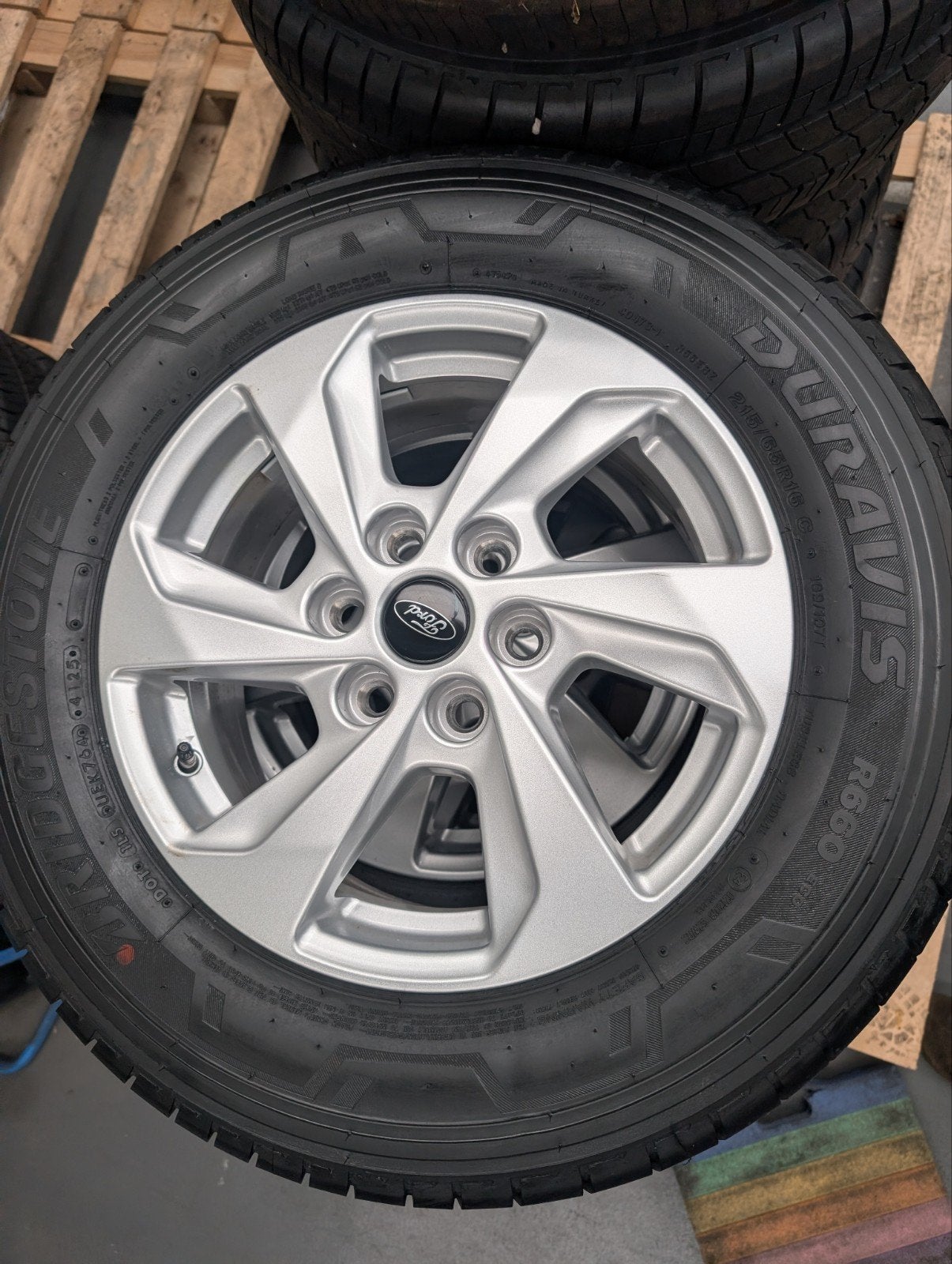 Nieuwe banden, Alu velgen 16", TPMS. Transit Custom V710, Ophalen, Nieuw, Band(en), Custfobe@ford.com