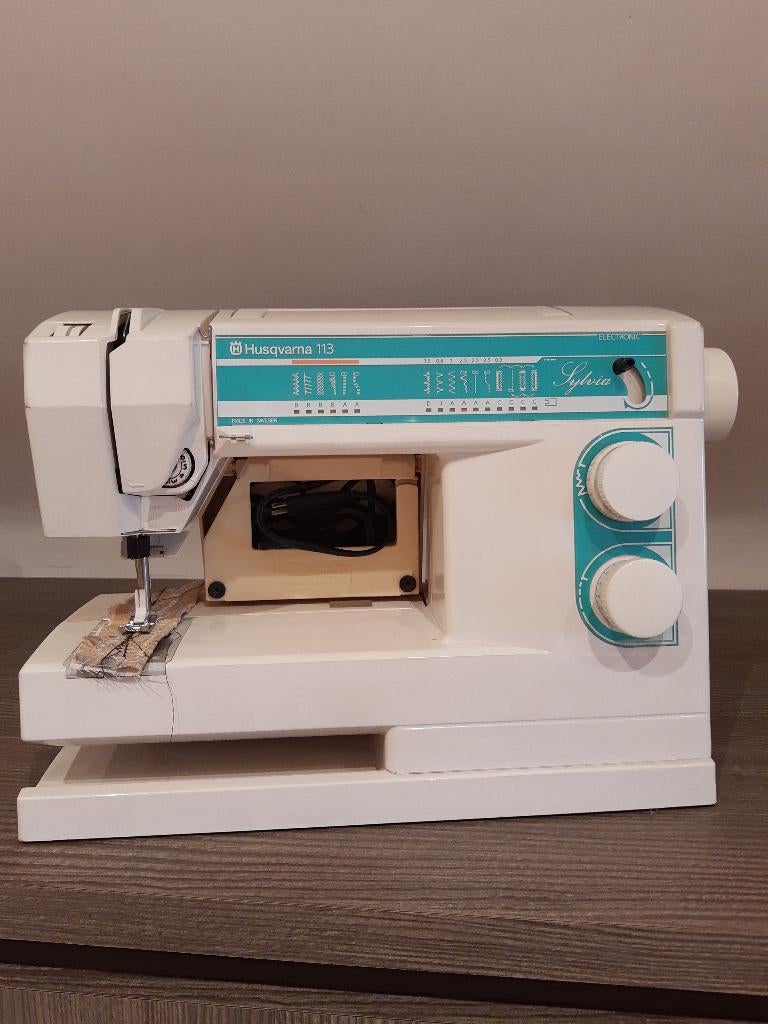 Husqvarna naaimachine type 113 Sylvia, Hobby en Vrije tijd, Ophalen, Gebruikt, Naaimachine, Husqvarna