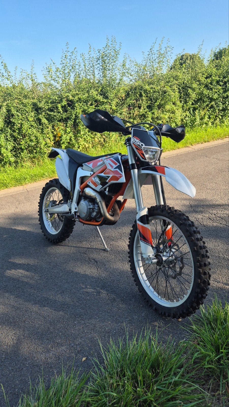 KTM 250 2T DE 2017 HOMOLOGUÉ ROUTE!!!!PARFAIT ÉTAT!!!, Motos, Particulier