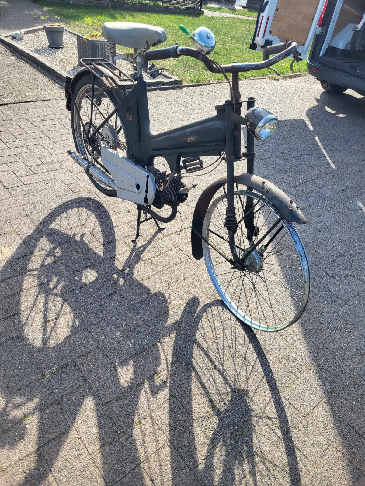 Flandria Zephyr, Enlèvement