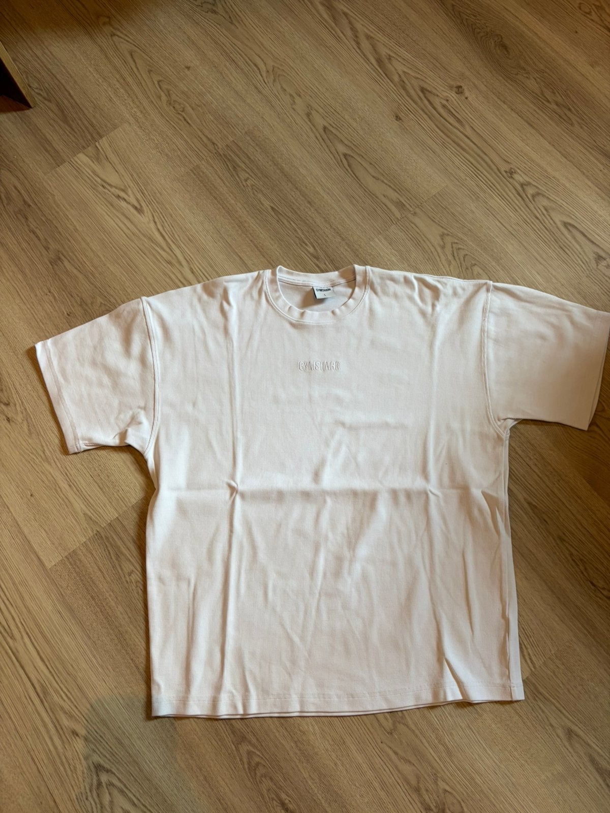 2 x Gymshark shirts, Enlèvement ou Envoi, Neuf, Taille 52/54 (L)