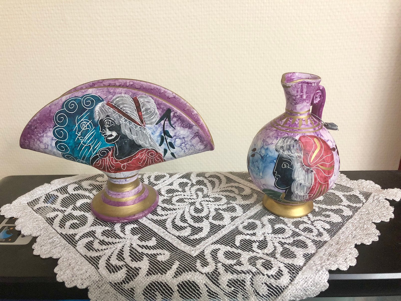 Vase et porte serviette en céramique grecque, Antiquités & Art, Enlèvement ou Envoi