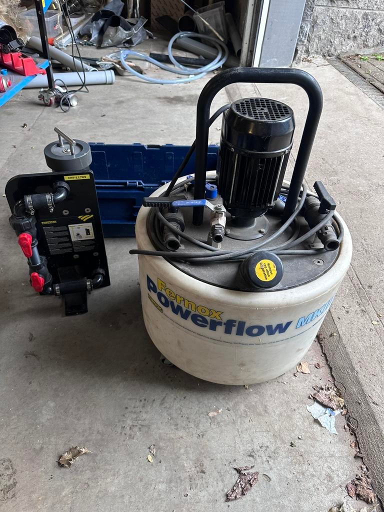 Fernox Powerflow + filtre magnétique + produits, Enlèvement, Comme neuf
