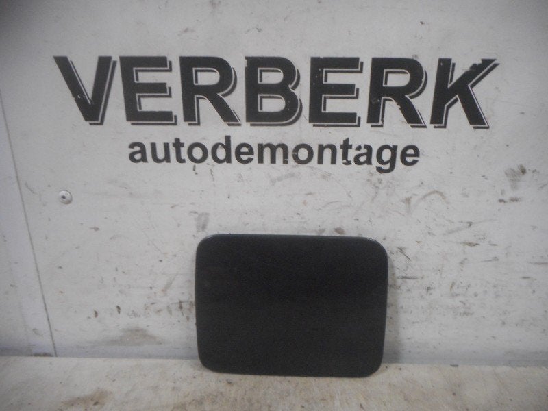 TRAPPE D'ESSENCE Volvo V70 (GW / LW / LZ) (9454109), Info@volvocars.com, Volvo Car Germany GmbH, Siegburger Straße 229
50679  Köln, DE