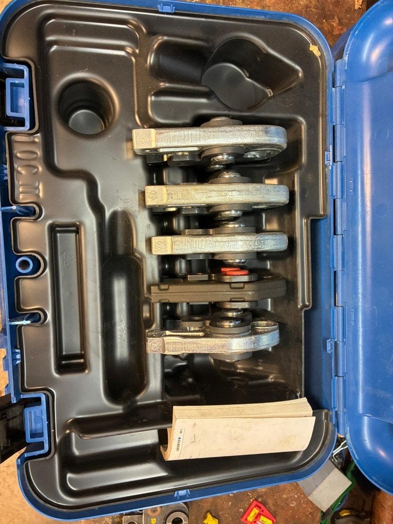 geberit koffer met set M persbekken, Bricolage & Construction, Enlèvement ou Envoi, Cuivre