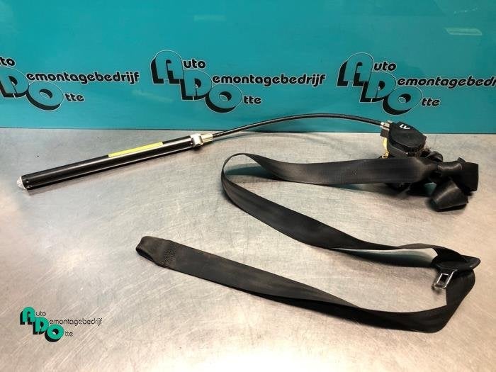 Ceinture de sécurité avant gauche d'un Volkswagen Golf (Go, Volkswagen, -, 3 mois de garantie, Utilisé