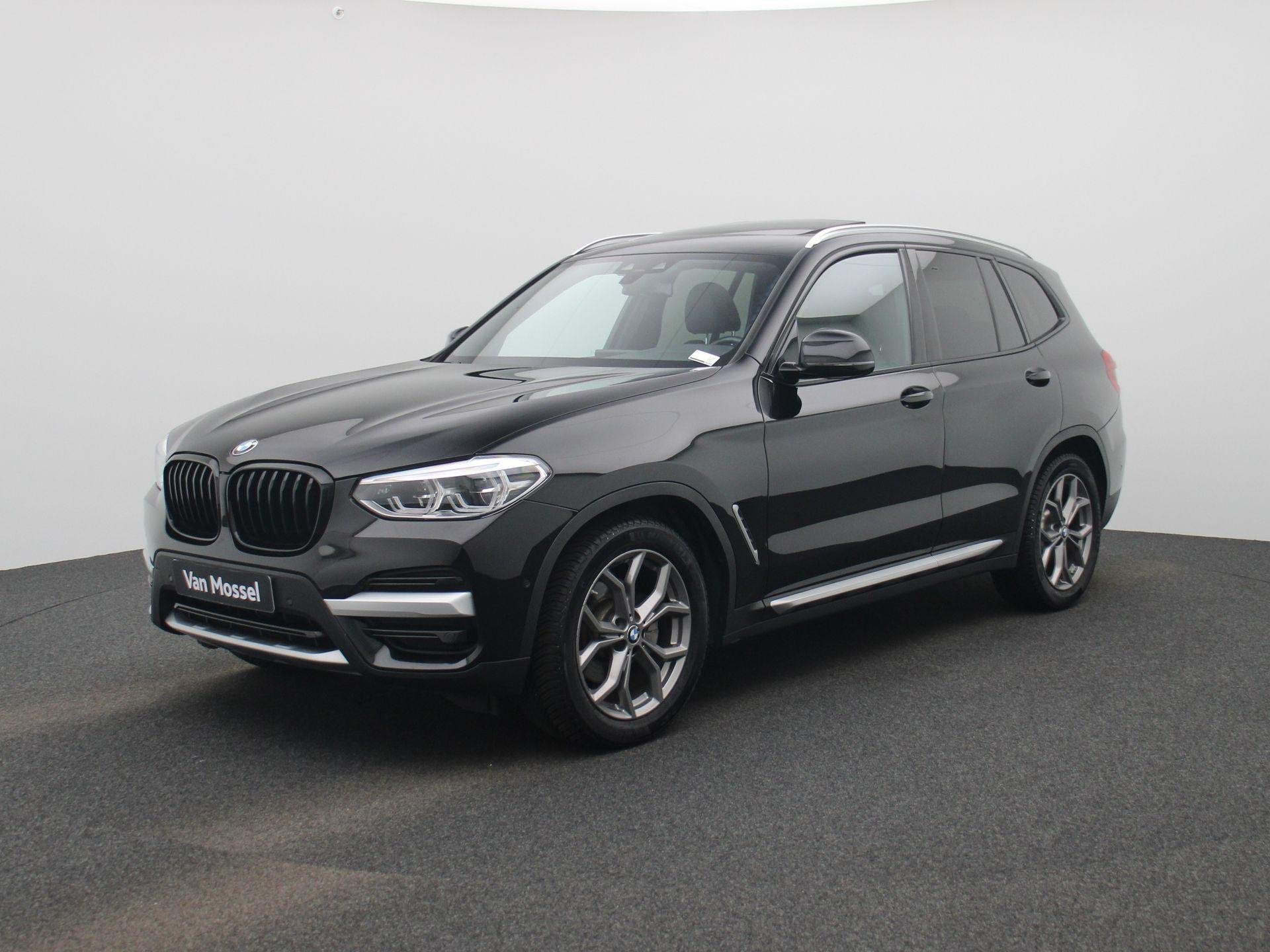 BMW X3 sDrive18d (110 kW), Automaat, Gebruikt, 2000 kg, Zwart