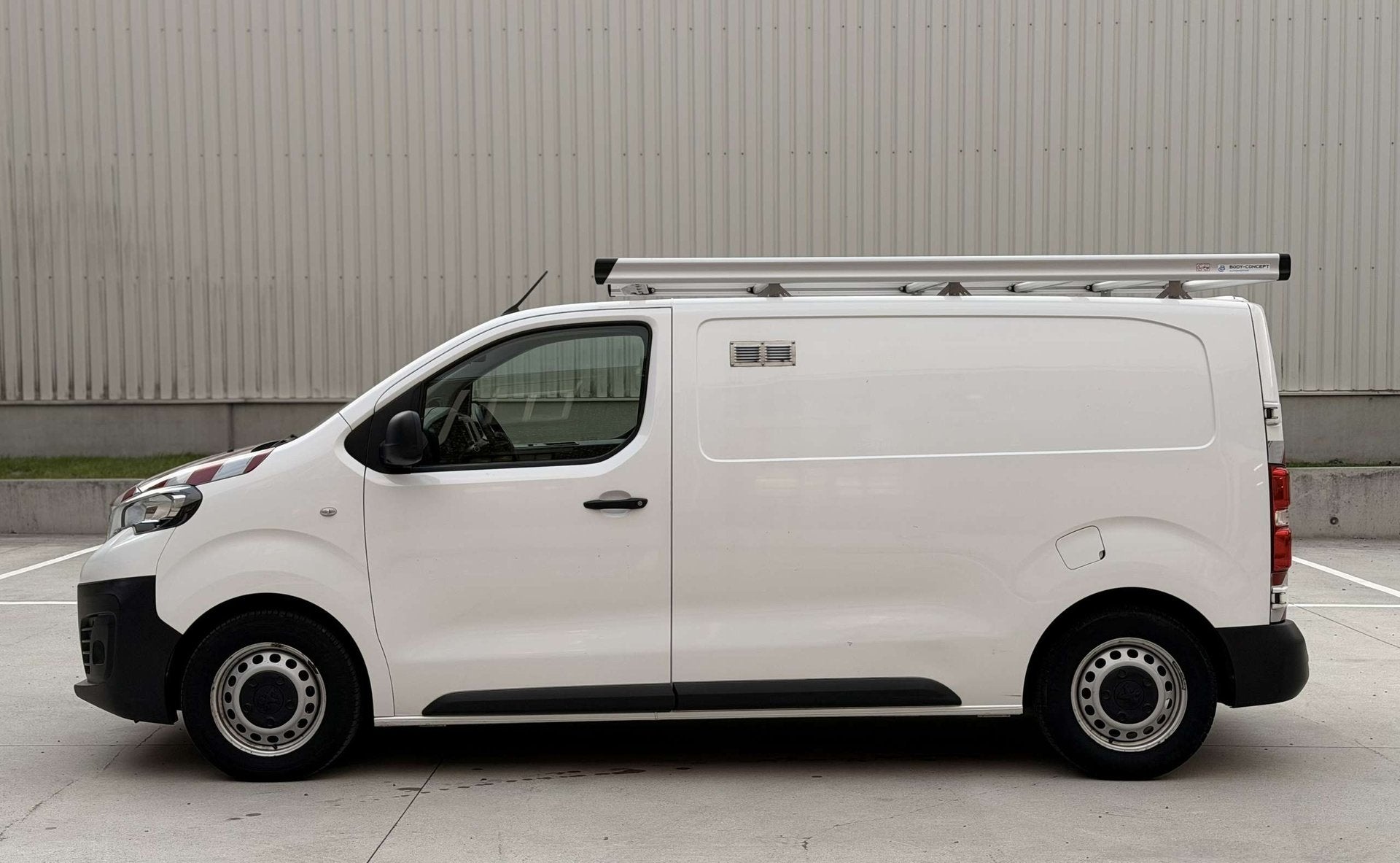 Peugeot Expert PEUGEOT EXPERT L2H1 | BTW WAGEN | GEKEURD, Achat, Entreprise, Boîte manuelle, https://public.car-pass.be/vhr/edcdc287-3fa2-4e4d-9616-bf2bc8b5acd4
