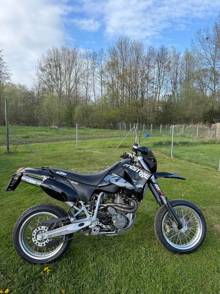 KTM 640 LC4 Supermoto, Particulier, SuperMoto