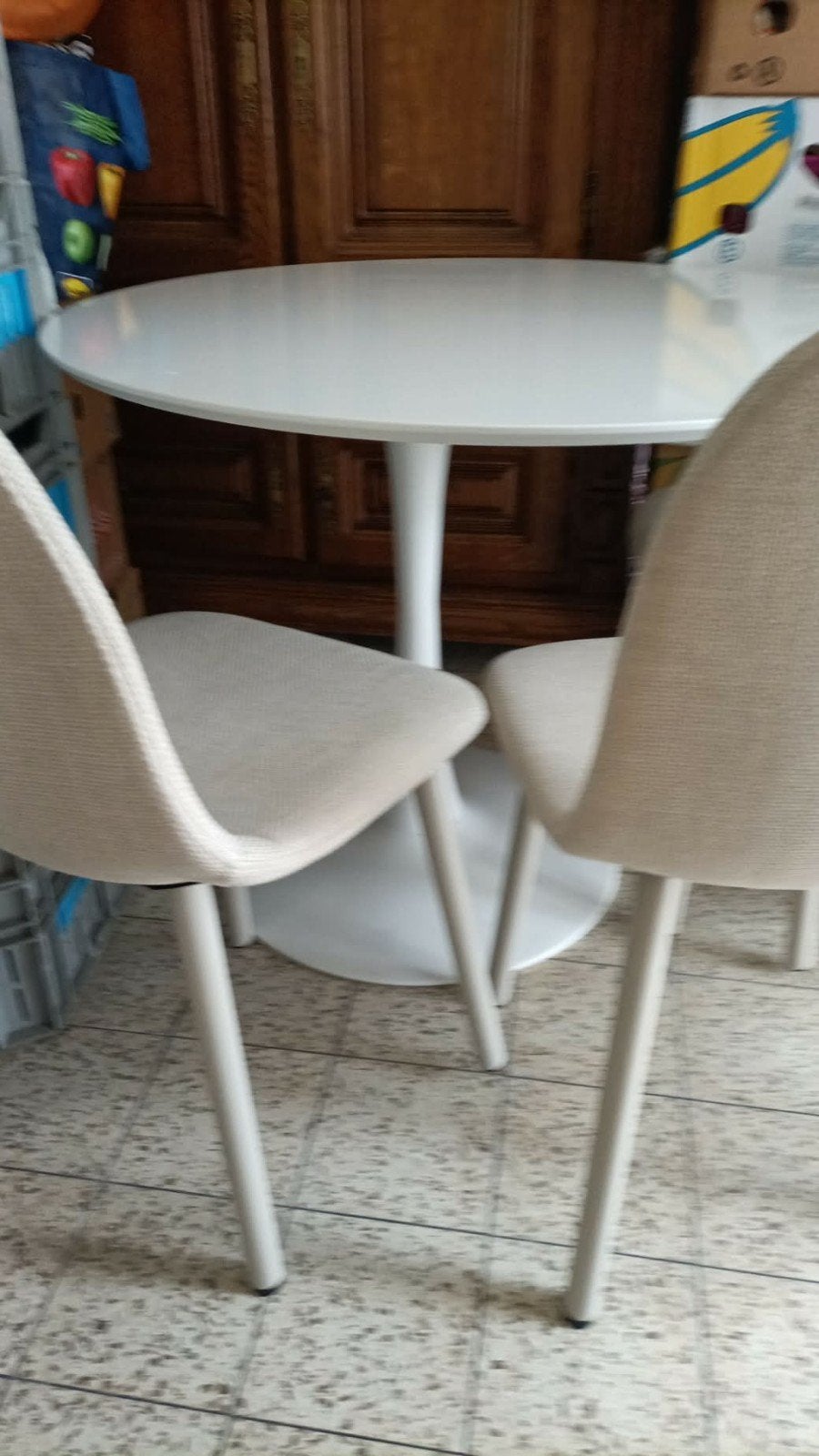 table ronde avec 4 chaises, Maison & Meubles, Enlèvement, Comme neuf, 4 à 6 chaises