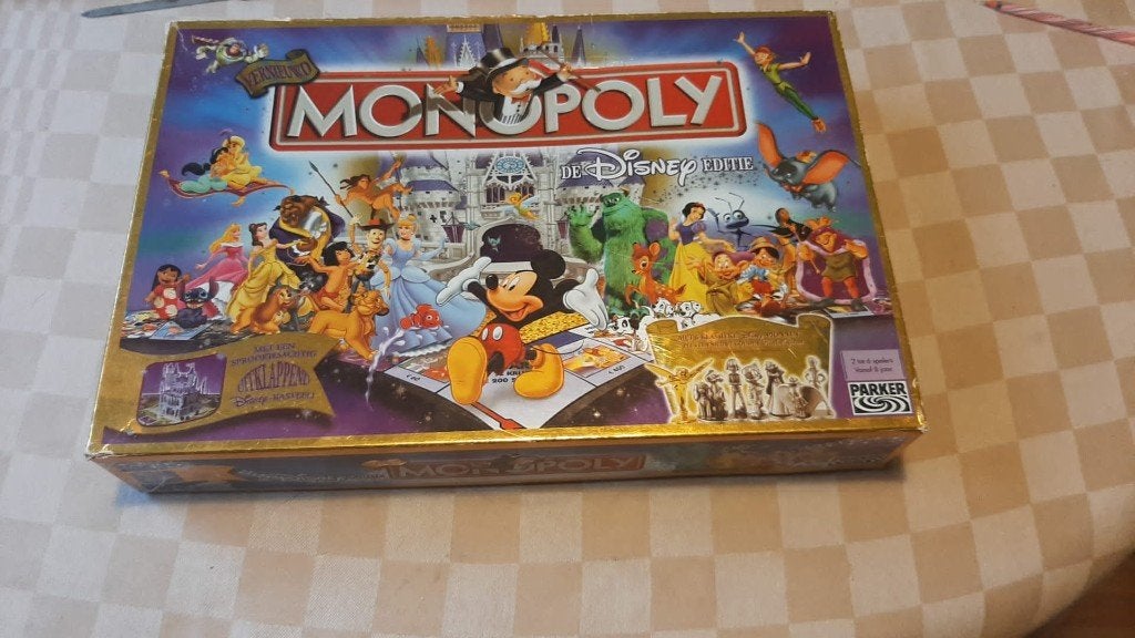 bordspel Monopoly Disney 3d kasteel Monopolie z regels, Hobby en Vrije tijd, Gezelschapsspellen | Bordspellen, Een of twee spelers