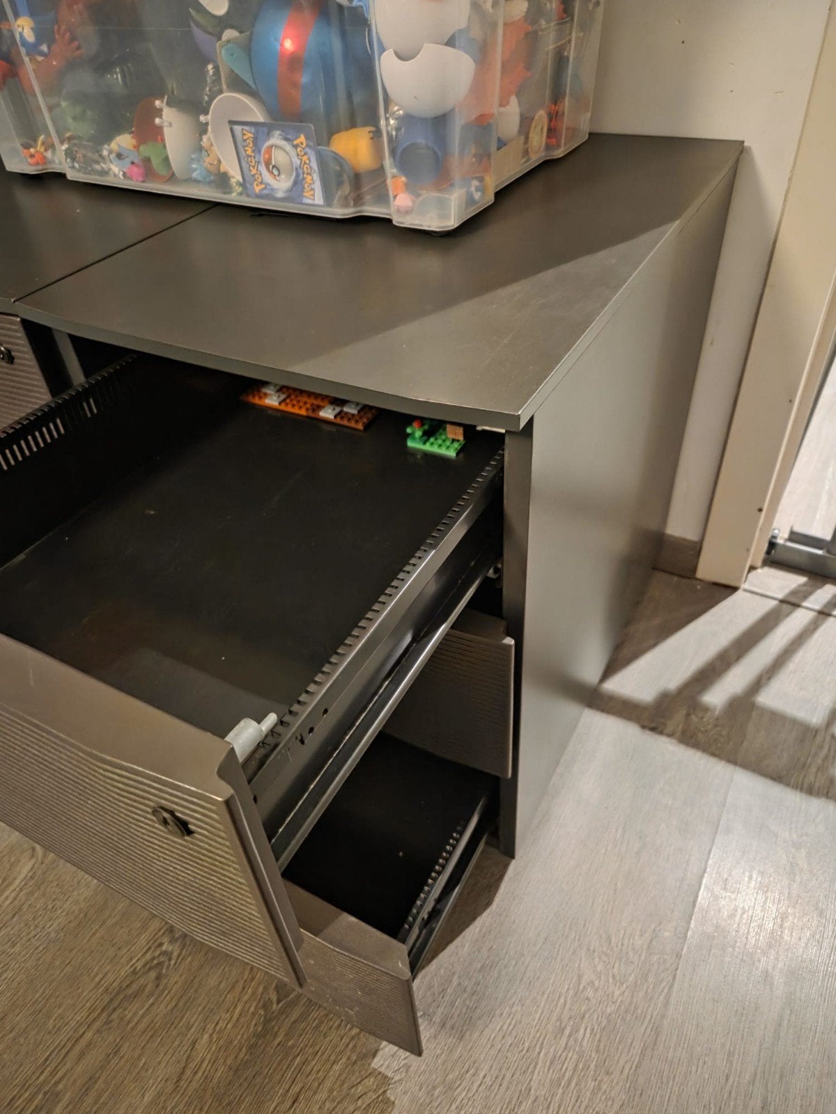 ladeblokken en archiefkast te koop !, Huis en Inrichting, Kasten | Roldeurkasten en Archiefkasten, Ophalen, Gebruikt, Metaal