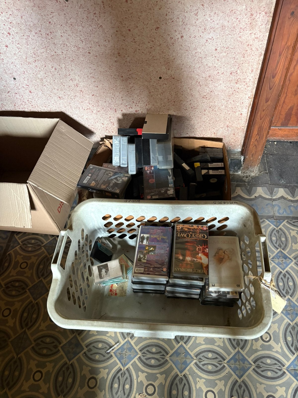 Lot videocasettes, CD & DVD, Enlèvement, Utilisé