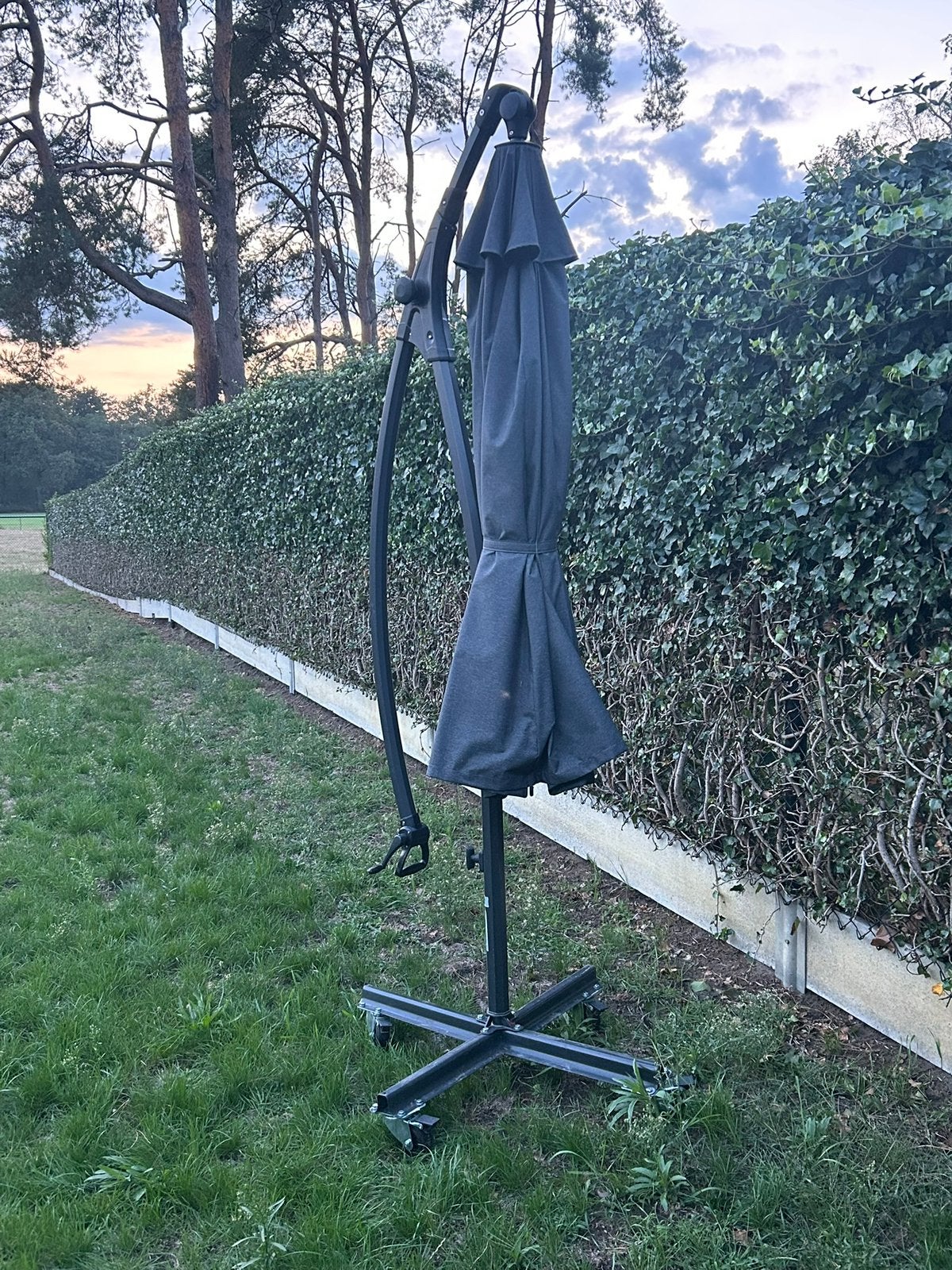 Parasol met wieltjes, Ophalen, Gebruikt, Zweefparasol