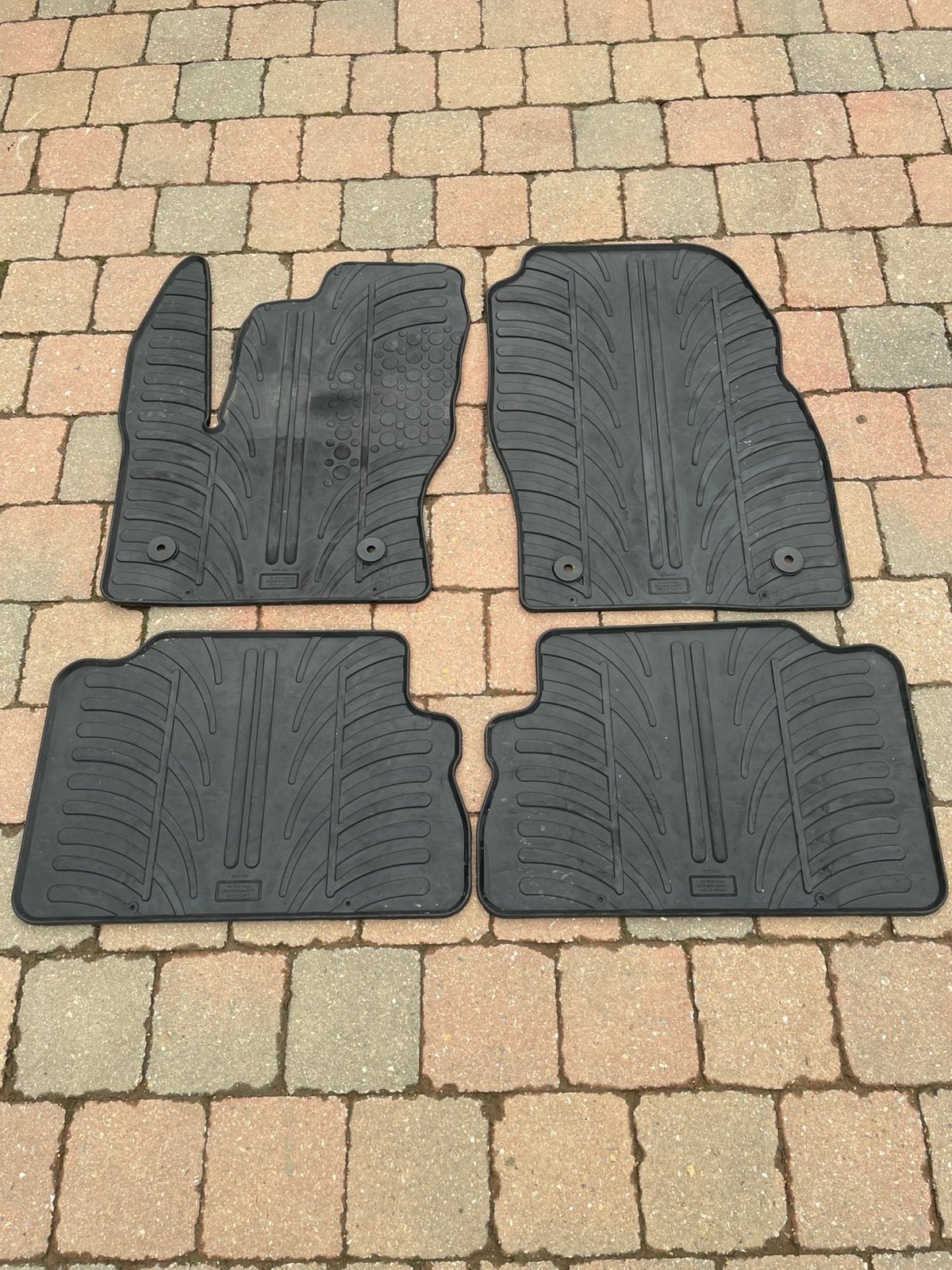 Tapis caoutchouc Ford Kuga, Ophalen, Gebruikt, Ford