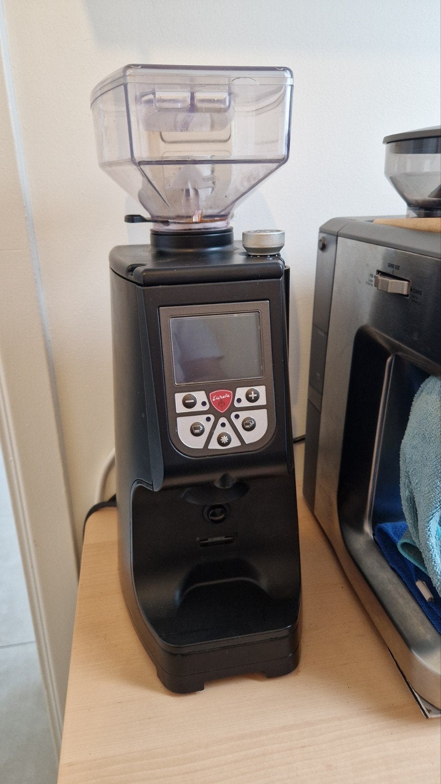 Eureka Atom 60, Elektronische apparatuur, Ophalen of Verzenden, Gebruikt, Overige merken, Koffiemolen