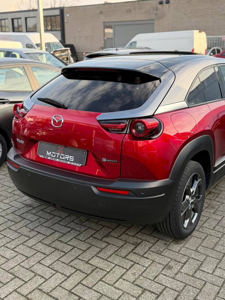 Mazda MX-30//électrique//Version de luxe !, Autos, Mazda, Rouge, Achat, Entreprise, 5 portes