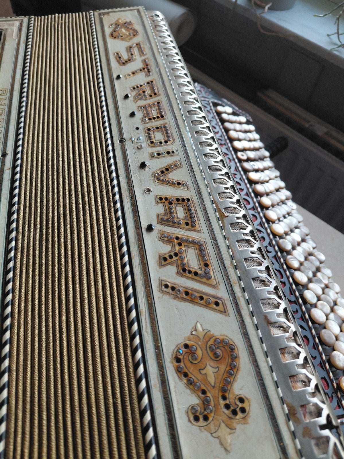 antieke accordeon stradivari, Muziek en Instrumenten, Ophalen