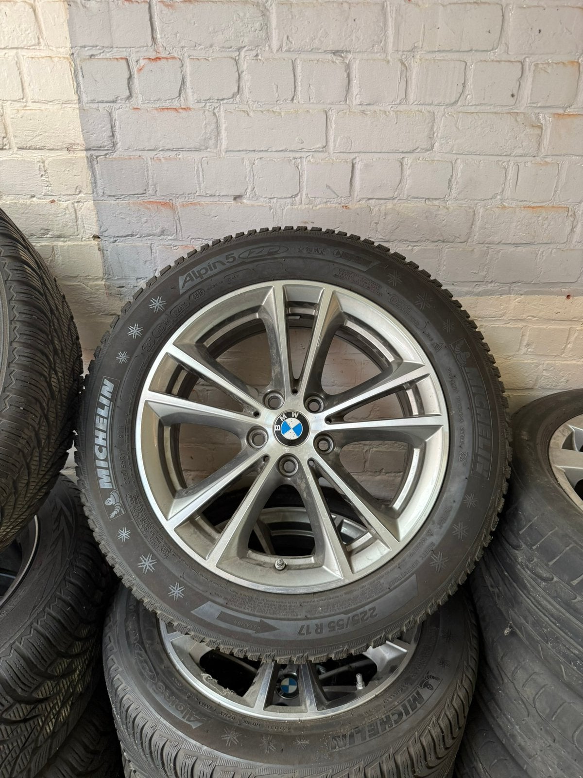 Originele BMW 17” velgen + winterbanden – set van 4, Particulier, Te koop