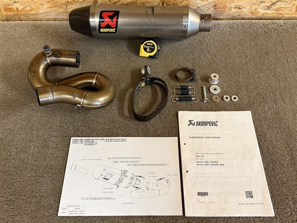 Akrapovic uitlaat demper Honda CBR1000RR 2008-2013 SC59, Motoren, Verzenden, Gebruikt