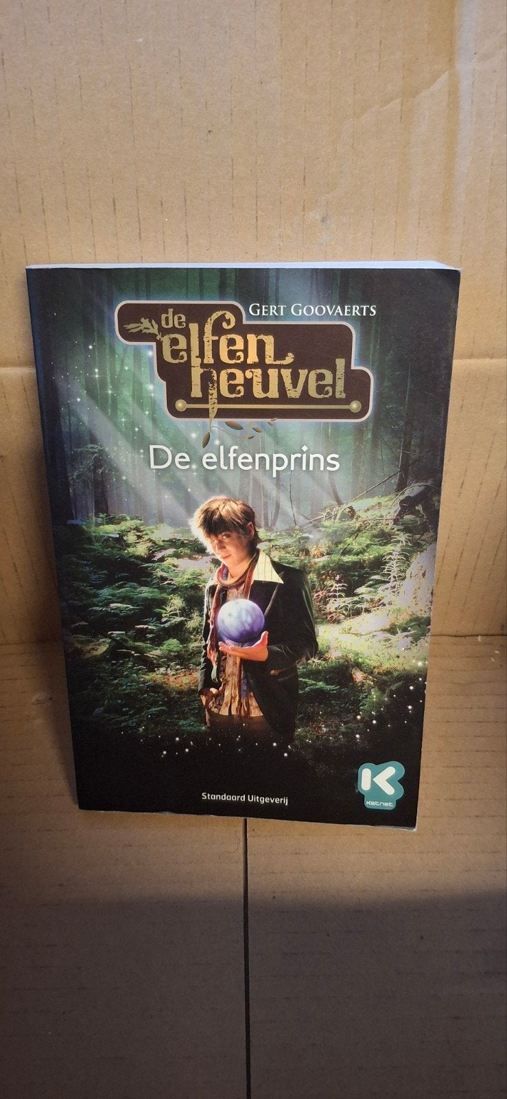 Boek: de elfenheuvel: De elfenprins, Ophalen of Verzenden, Zo goed als nieuw