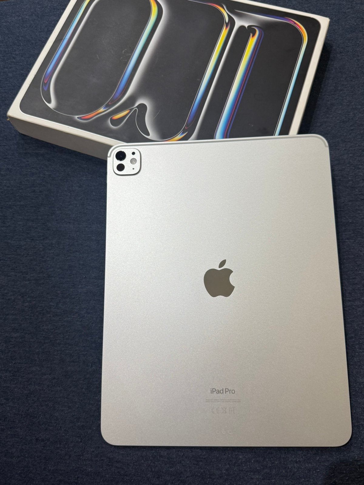 I pad pro 13-inches 2025, Computers en Software, 13 inch of meer, Apple iPad, Ophalen of Verzenden, Zo goed als nieuw
