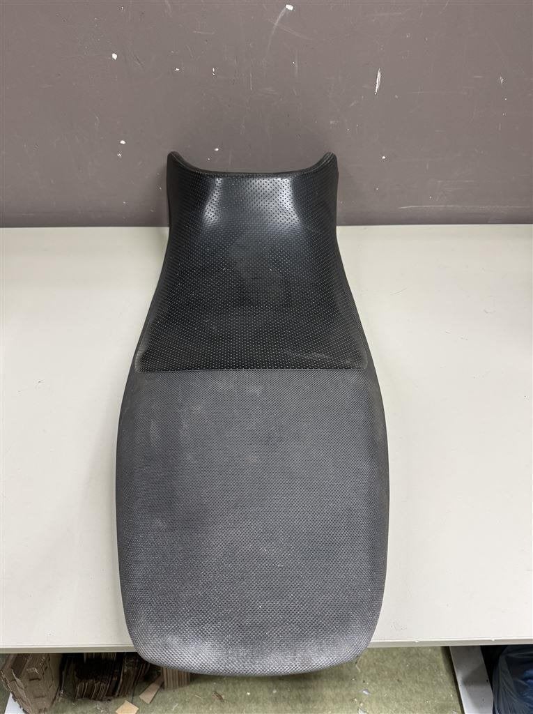 2001-2016 Suzuki GS 500 zadel - zit, Enlèvement ou Envoi, Comme neuf