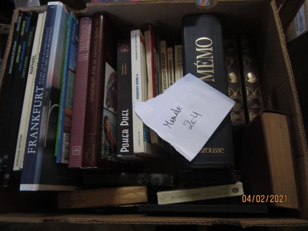 Livres 28 monde caisse n 204 adam D, Ophalen, Gelezen