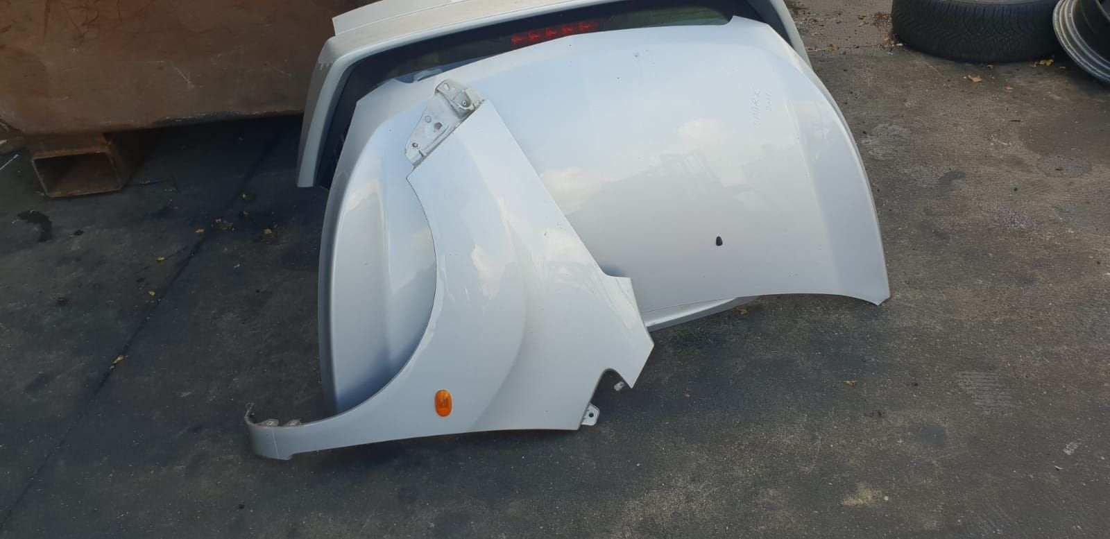 CHEVROLET SPARK VOORSCHERM  BJ 2010, Gebruikt, -, -, Ophalen of Verzenden