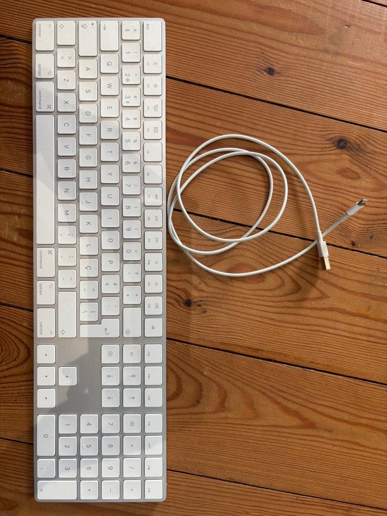 Clavier Apple Magic Keyboard avec Pavé Numérique - QWERTY, Informatique & Logiciels, Enlèvement ou Envoi, Comme neuf, Pavé numérique