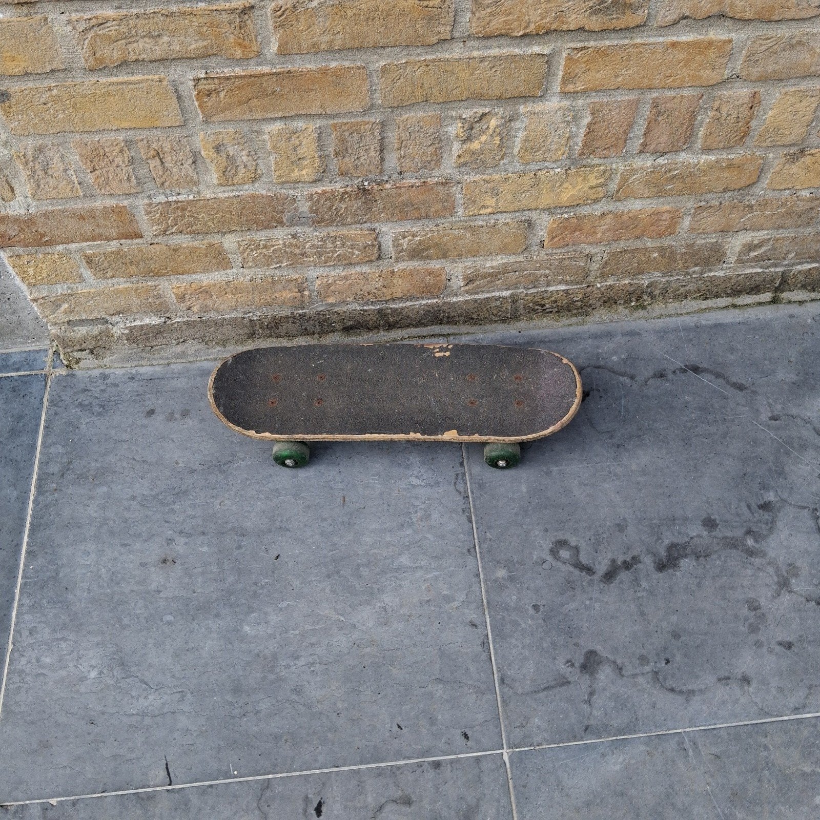 Mini skateboard Dr. Grind, Enlèvement, Skateboard