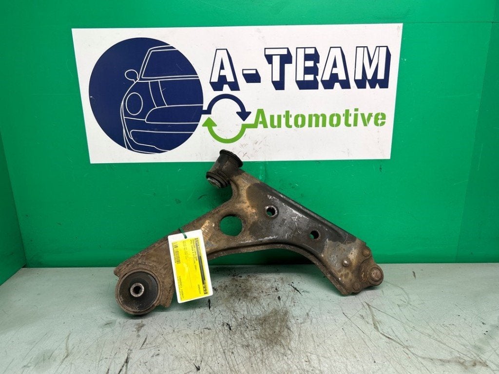 BRAS DE SUSPENSION AVANT GAUCHE (TRIANGLE) Opel Corsa D, Opel, Opel Automobile GmbH, Utilisé, Kontakt-opel@opel.com