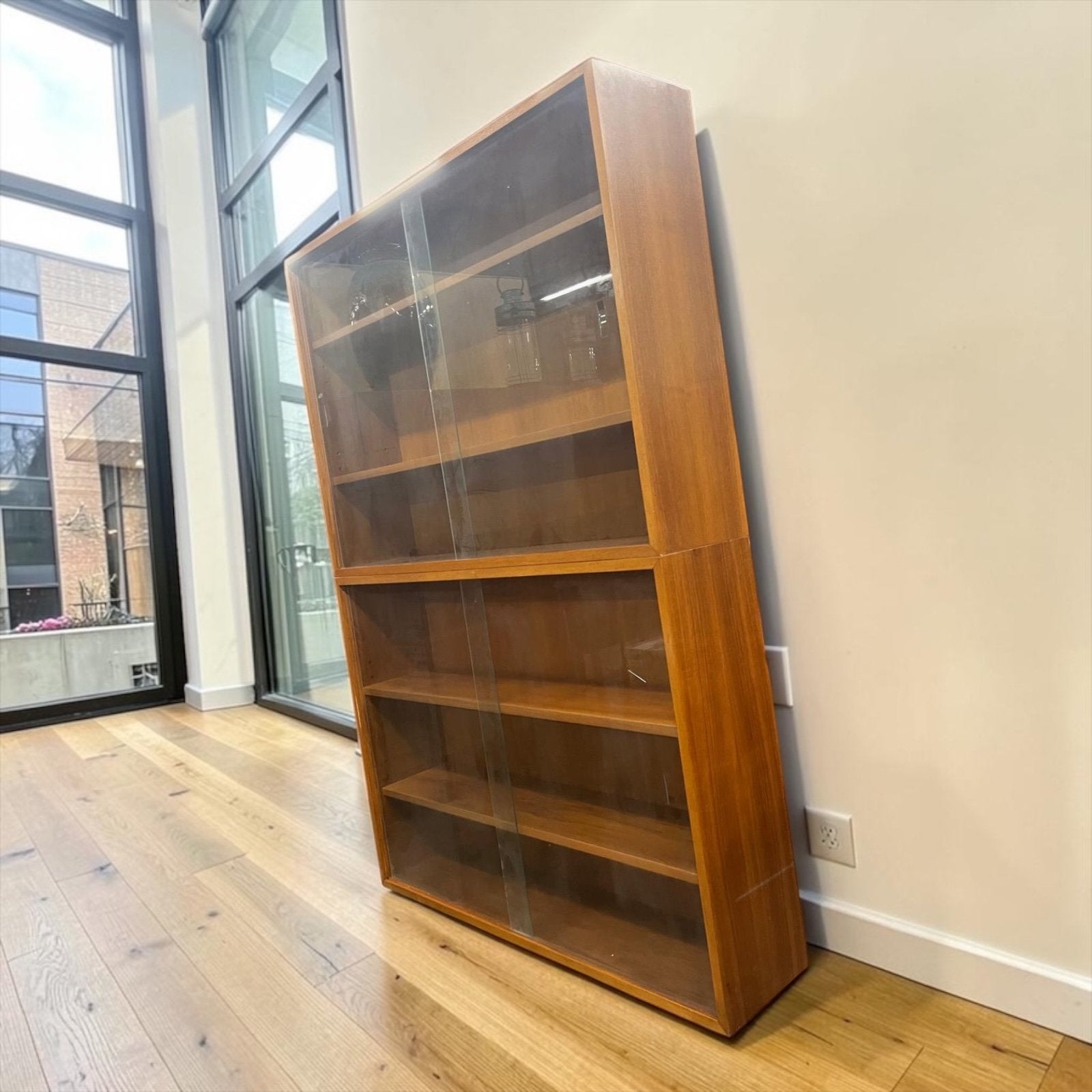Vitrine/étagère vintage en bois, Enlèvement, Comme neuf