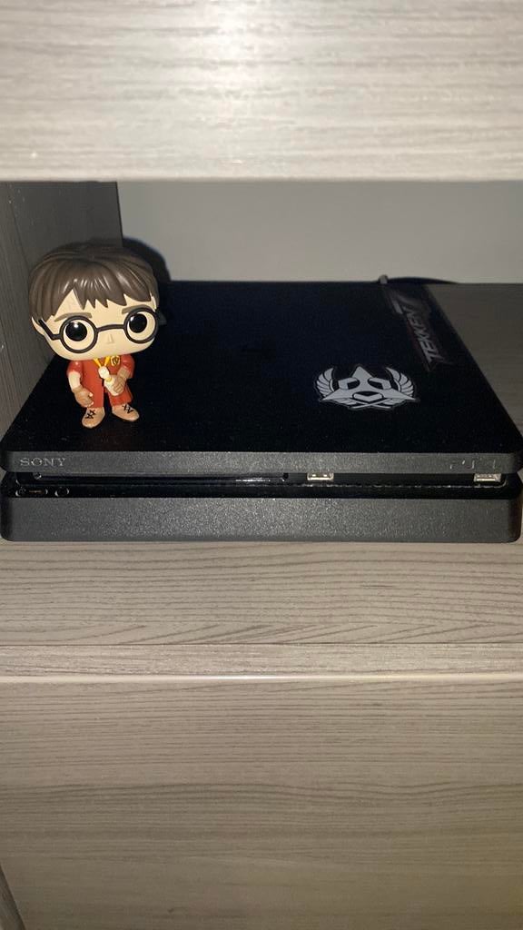 PS4 met games, Ophalen of Verzenden, Zo goed als nieuw, Met games