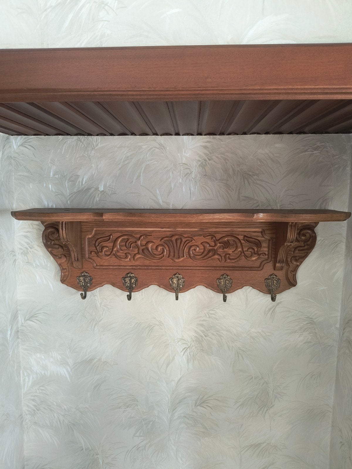 Kapstok met hoedenplank en 5 haken, Huis en Inrichting, Woonaccessoires | Kapstokken, Ophalen, Gebruikt, Hout, Wandkapstok