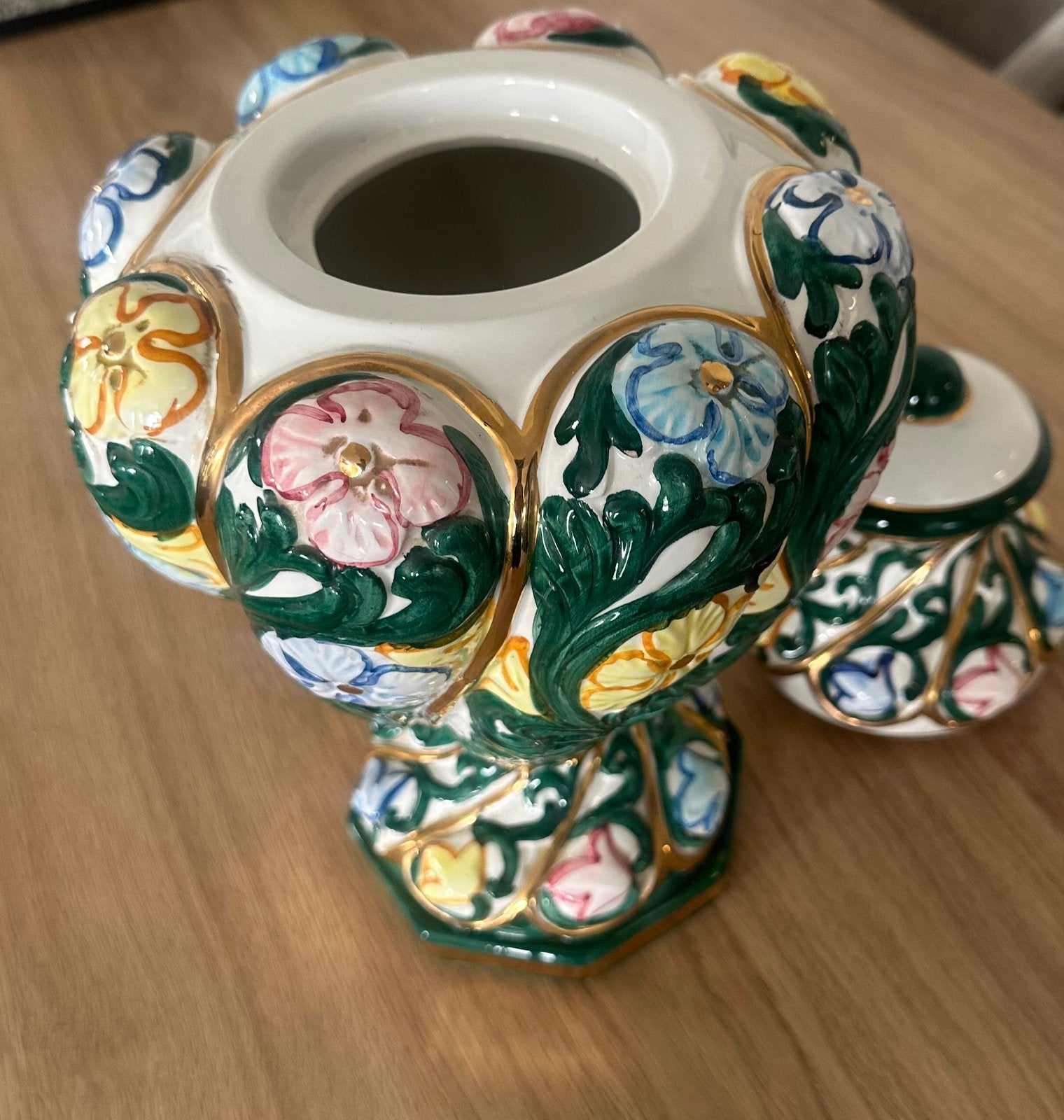 Handbeschilderde Italiaanse keramische dekselpot -Italy, Antiek en Kunst, Ophalen of Verzenden