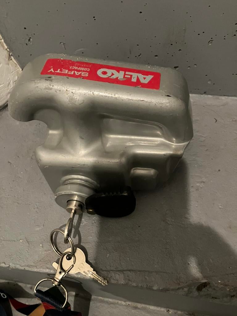 Veiligheidsslot voor caravan Alko compact, Caravans en Kamperen, Ophalen, Zo goed als nieuw