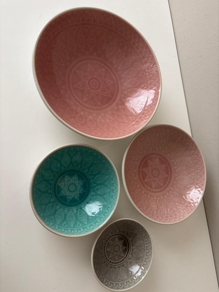 Set van 4 keramieken schaaltjes/kommetjes, Antiek en Kunst, Ophalen