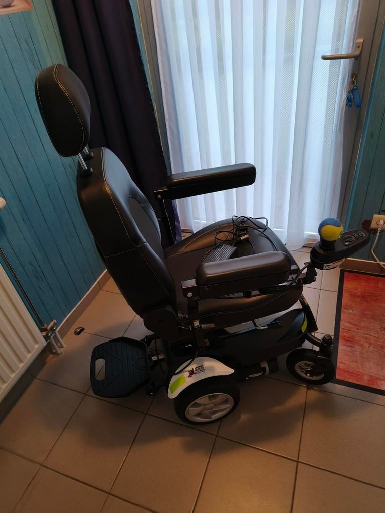 Rolstoel  Rascal  Rithem ( enkel casch betalen), Diversen, Rolstoelen, Ophalen