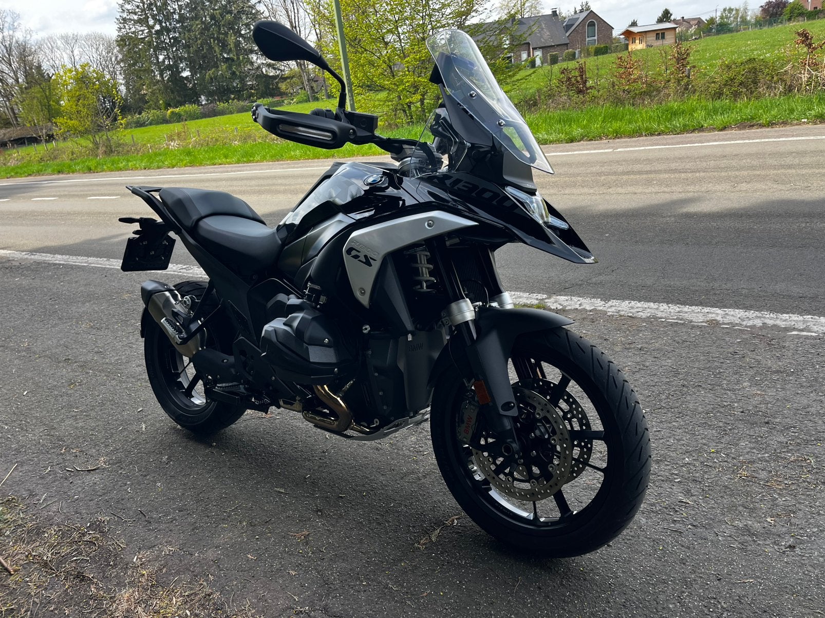 Bmw Gs 1300 de avril 2025, Motos, Tourisme, Plus de 35 kW, 2 cylindres, Éclairage LED