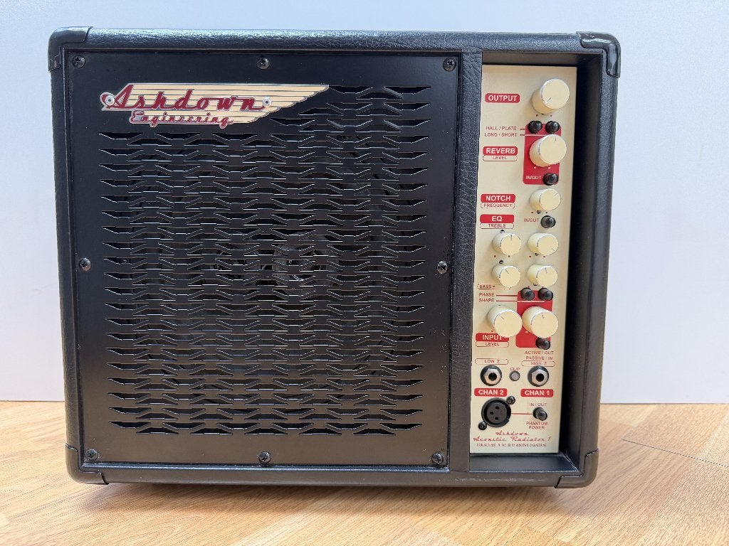 Ampli guitare acoustique Ashdown Acoustic Radiator, Musique & Instruments, Enlèvement, Comme neuf, Guitare, 100 watts ou plus