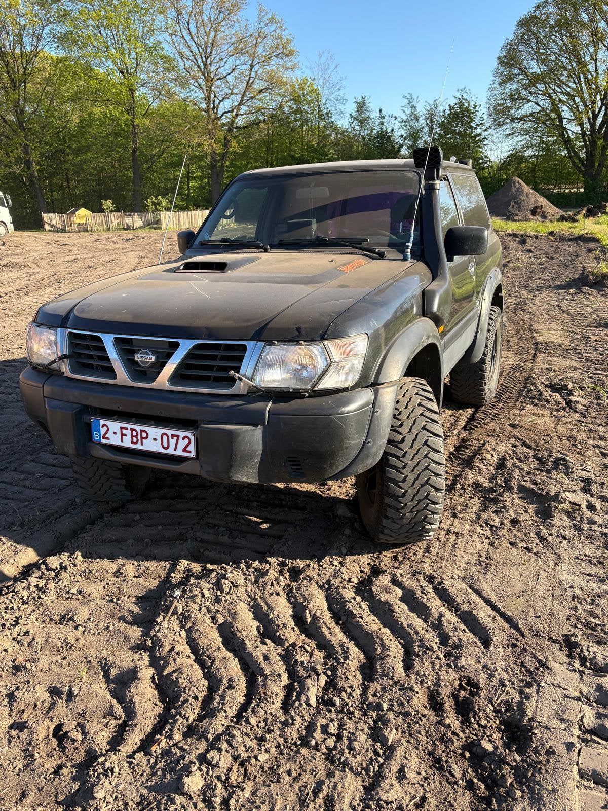 Nissan Patrol 3.0 4WD 2001, Auto's, Euro 2, Beige, 4 cilinders, Zwart