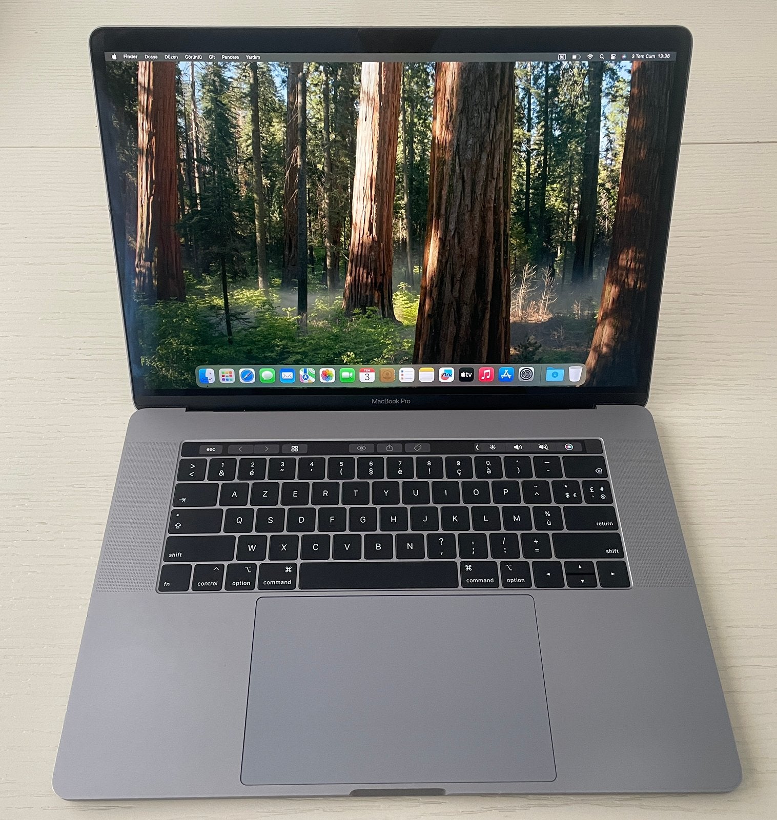 MacBook Pro 15" i9 | 32GB RAM | 512GB SSD | Touch Bar-AZERTY, 32 GB, 512 GB, Utilisé, Azerty
