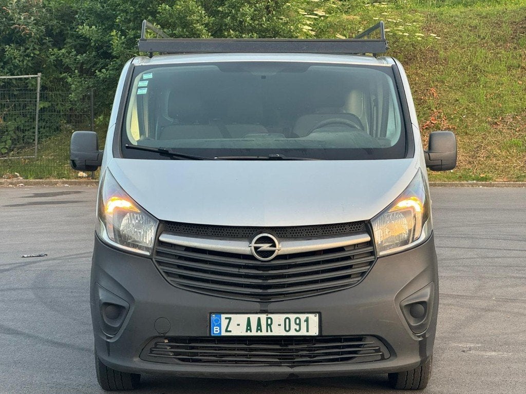 Opel Vivaro, Autos, Achat, Vivaro, Euro 6, Boîte manuelle
