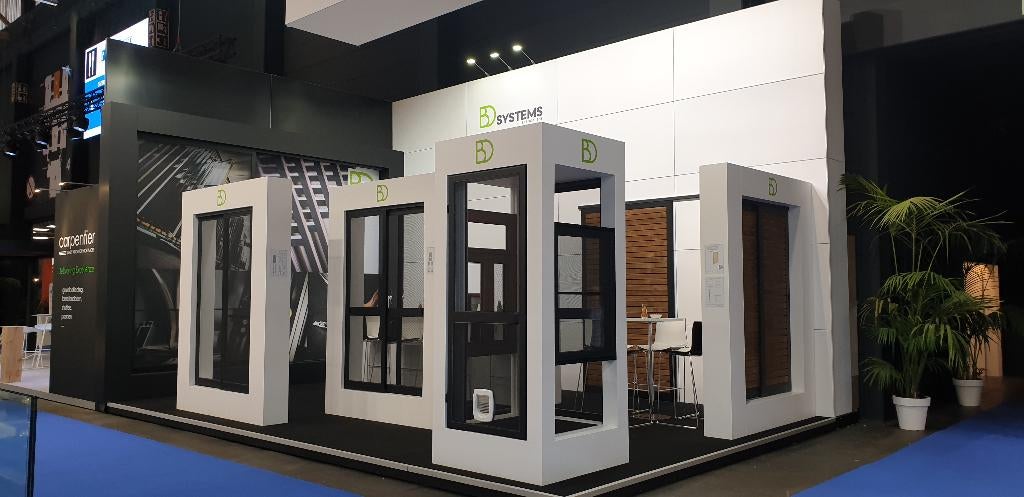 Podiumvloer / beursvloer – 40m² (8 panelen), Ophalen, Overige materialen, 30 cm of meer, Gebruikt