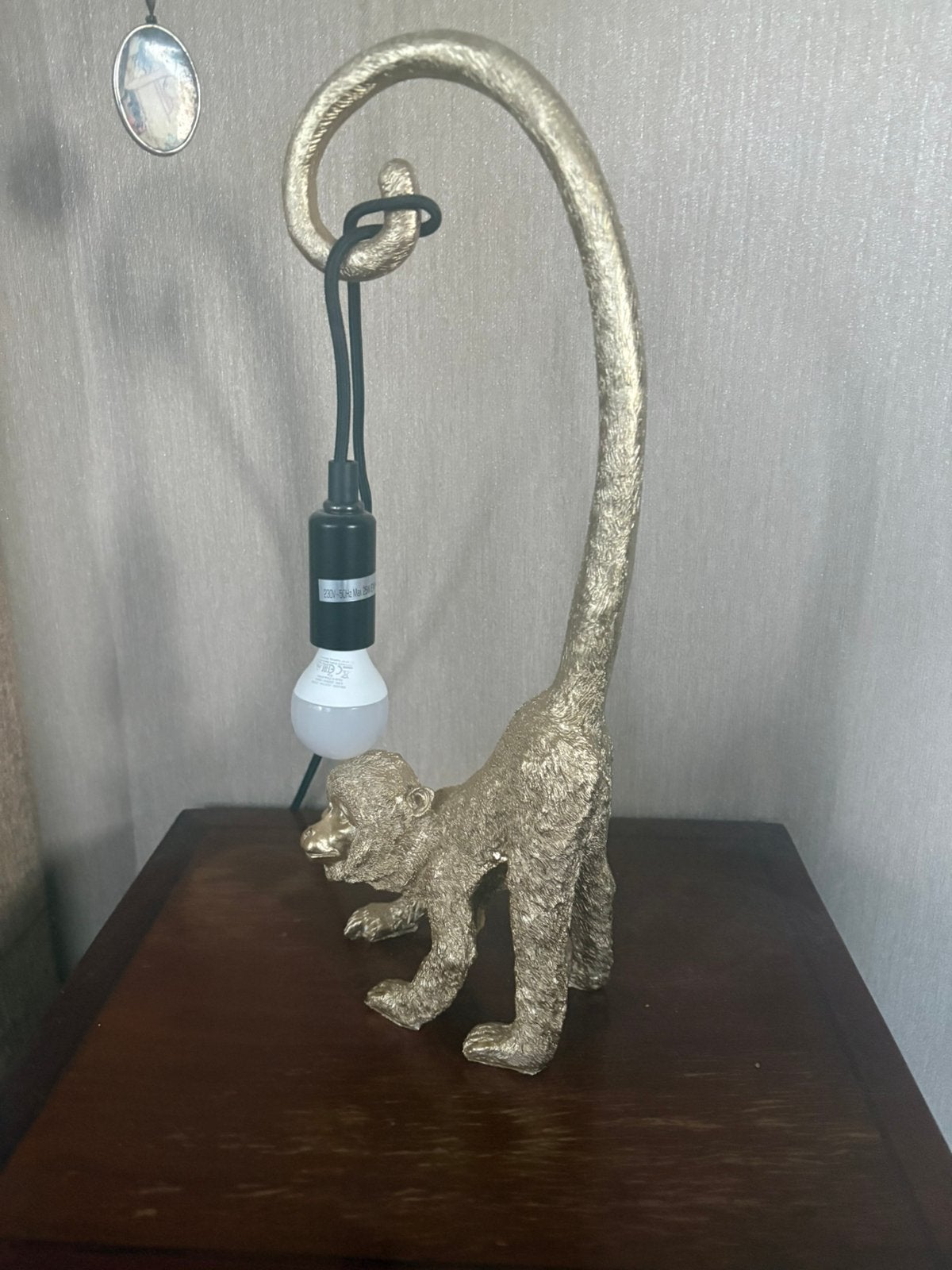 Lampje aapje (2), Ophalen, Zo goed als nieuw