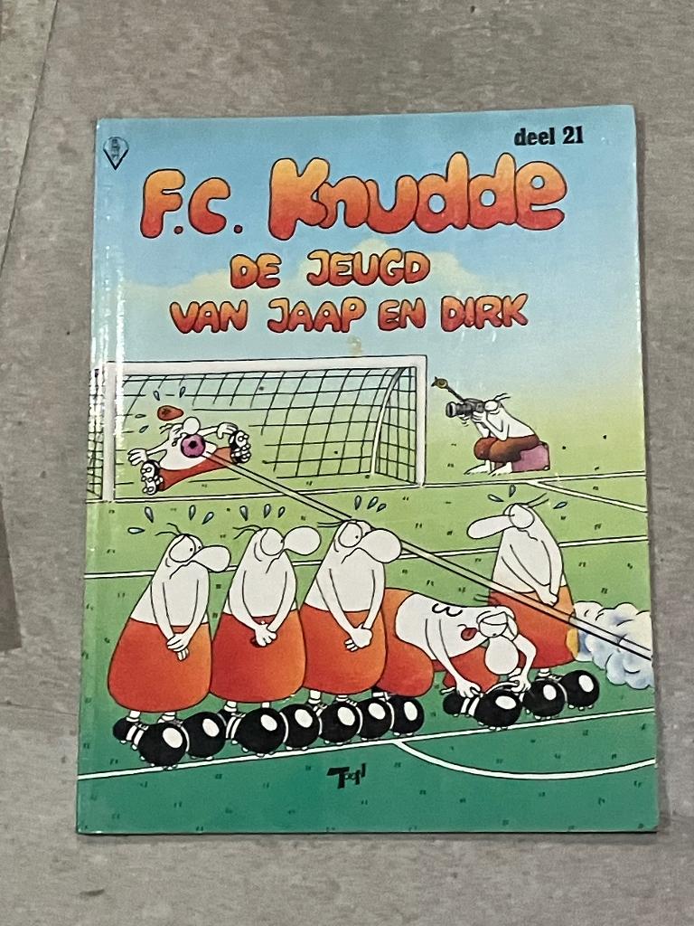 Knudde - 21 - De jeugd van Jaap en Dirk, Boeken, Stripverhalen, Eén stripboek, Ophalen of Verzenden, Gelezen