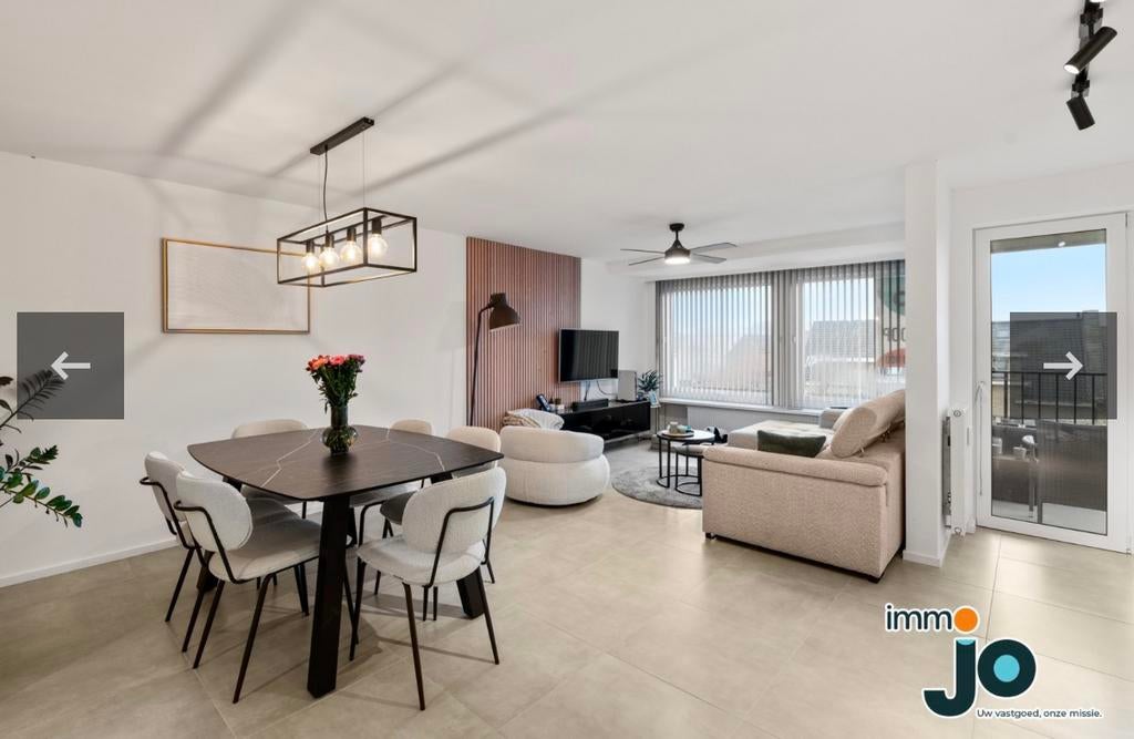 Ruim en recent gerenoveerd appartement te koop, Ostende, Jusqu'à 200 m², 2 pièces, Appartement